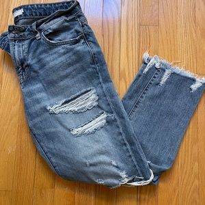 Hidden distressed jeans size 29. Ankle length. From Nordstrom. SOLD